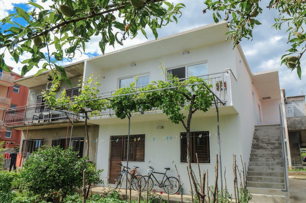 Apartment Petar Kaštela Exterior foto